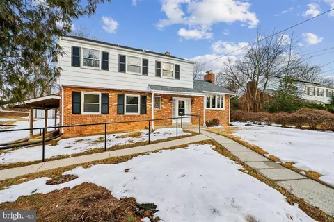 11517 Lovejoy St, Silver Spring, MD 20902