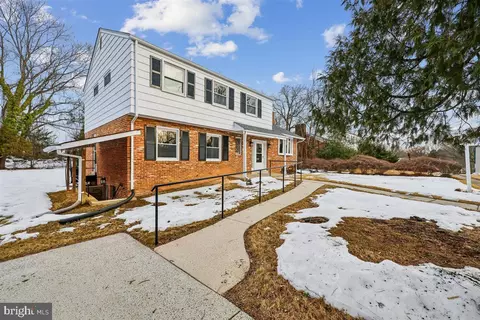 Exterior - 11517 Lovejoy St, Silver Spring, MD 20902 photo 3 of 5