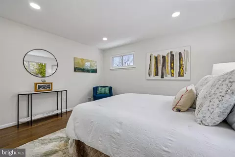 Bedroom - 11517 Lovejoy St, Silver Spring, MD 20902 photo 3 of 8