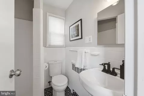 Bath - 8916 Whitney St, Silver Spring, MD 20901 photo 1 of 6