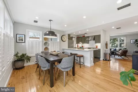Dining - 8916 Whitney St, Silver Spring, MD 20901 photo 2 of 4