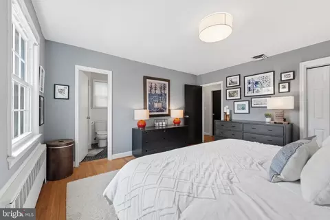 Bedroom - 8916 Whitney St, Silver Spring, MD 20901 photo 3 of 11
