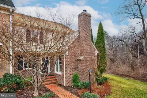 10714 Brewer House, Rockville, MD 20852