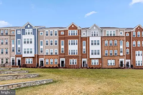 23517 Public House Rd #H, Clarksburg, MD 20871