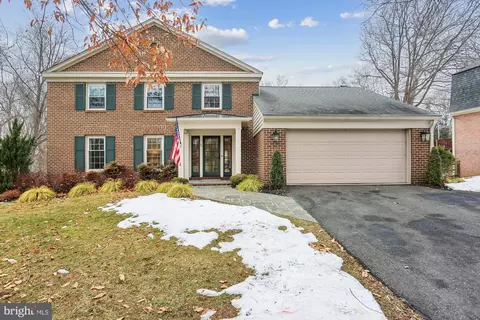 5 Trail House Ct, Rockville, MD 20850