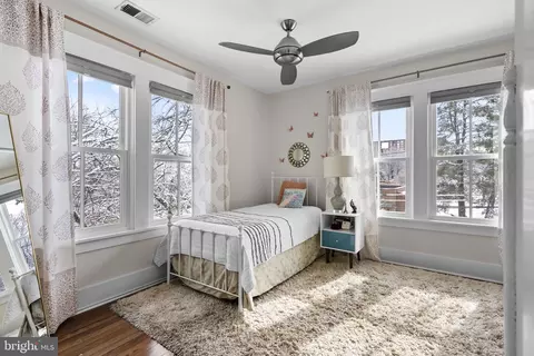 Bedroom - 1415 Ballard St, Silver Spring, MD 20910 photo 1 of 9