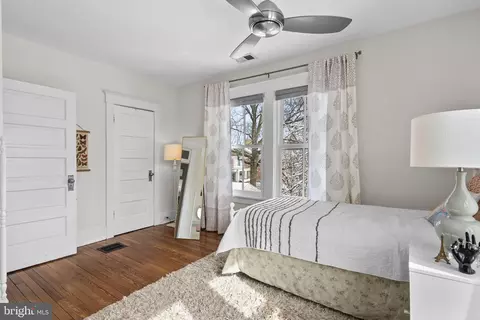 Bedroom - 1415 Ballard St, Silver Spring, MD 20910 photo 2 of 9