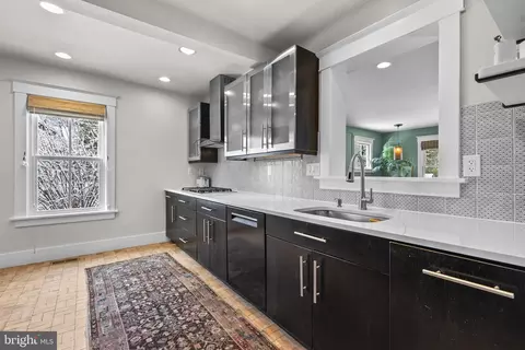 Kitchen - 1415 Ballard St, Silver Spring, MD 20910 photo 4 of 4