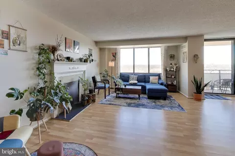 5225 Pooks Hill Rd #1319S, Bethesda, MD 20814