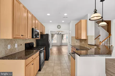 2228 Highfly Ter #2228, Silver Spring, MD 20902 photo 8