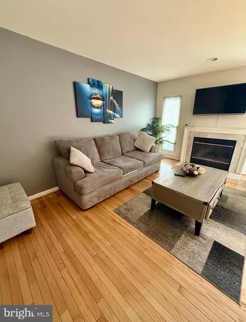Living - 1502 Casino Cir, Silver Spring, MD 20906 photo 1 of 1