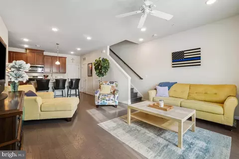 23517 Public House Rd #101, Clarksburg, MD 20871