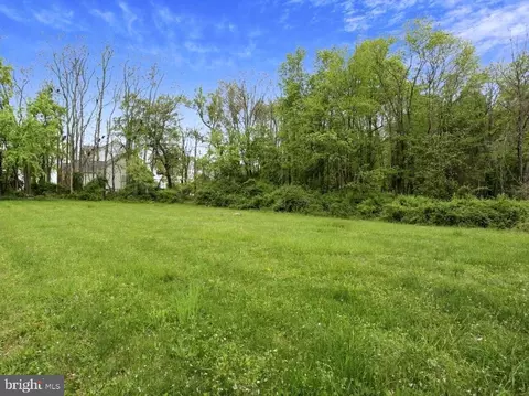 20910 Delta Dr, Gaithersburg, MD 20882