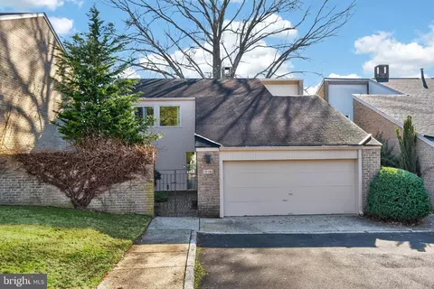 19144 Roman Way, Gaithersburg, MD 20886