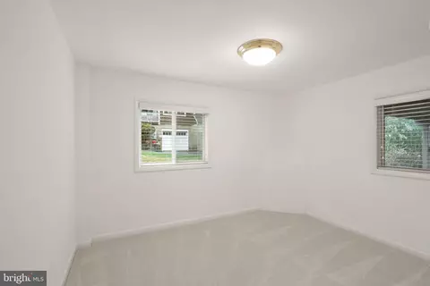 6523 79th Pl, Cabin John, MD 20818 photo 40