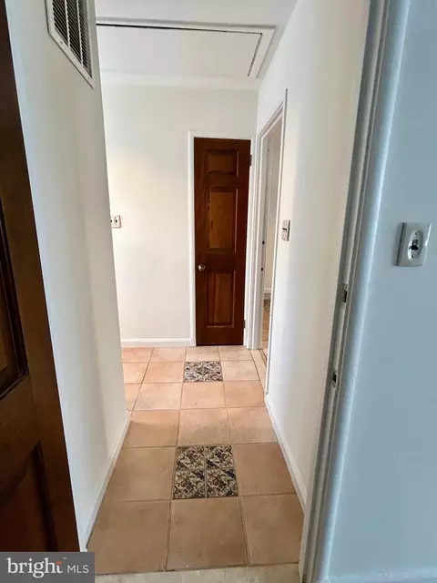 Entry Way - 8542 Manchester Rd #1-6, Silver Spring, MD 20901 photo 2 of 2