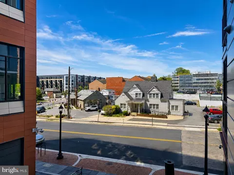 Exterior - 1320 Fenwick Ln #203, Silver Spring, MD 20910 photo 2 of 5