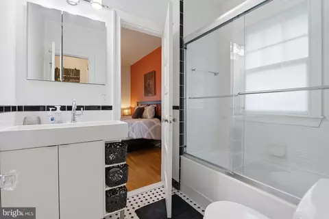 Bath - 7809 Boston Ave, Silver Spring, MD 20910 photo 1 of 3
