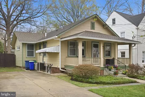 Exterior - 7809 Boston Ave, Silver Spring, MD 20910 photo 3 of 5