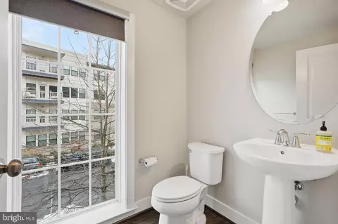 Bath - 2511 Auden Dr, Silver Spring, MD 20906 photo 1 of 3