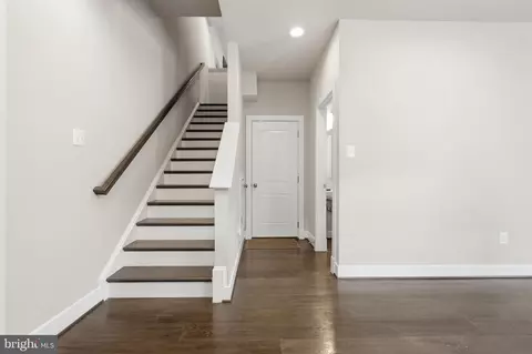 Entry Way - 2511 Auden Dr, Silver Spring, MD 20906 photo 4 of 10