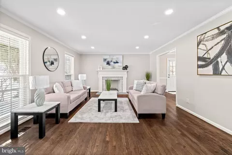 14212 Northwyn Dr, Silver Spring, MD 20904
