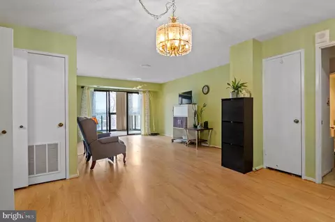 Living - 15115 Interlachen Dr #3-506, Silver Spring, MD 20906 photo 1 of 3