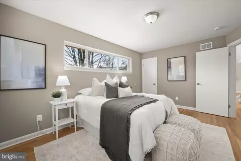 Bedroom - 411 Dennis Ave, Silver Spring, MD 20901 photo 2 of 6