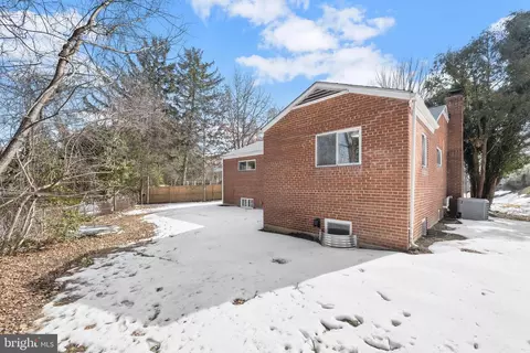 Exterior - 411 Dennis Ave, Silver Spring, MD 20901 photo 2 of 3