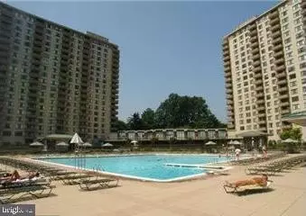 5225 Pooks Hill Rd #803 N, Bethesda, MD 20814