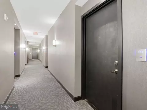 Entry Way - 8005 13th St #411, Silver Spring, MD 20910 photo 4 of 6