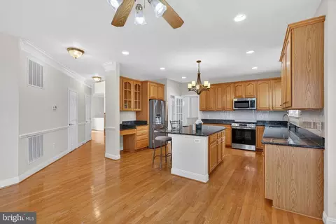 1018 Heartfields Dr, Silver Spring, MD 20904 photo 12