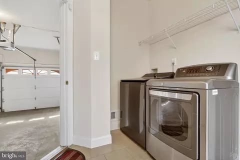 1018 Heartfields Dr, Silver Spring, MD 20904 photo 41