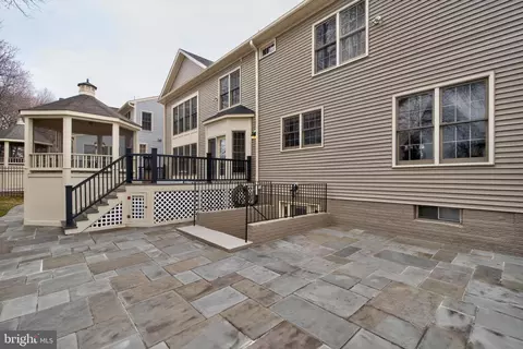 1018 Heartfields Dr, Silver Spring, MD 20904 photo 42