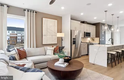 2014 Henson Norris St, Rockville, MD 20850
