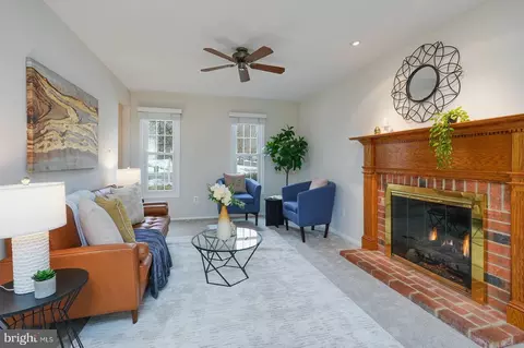 Living - 14316 Piccadilly Rd, Silver Spring, MD 20906 photo 3 of 5