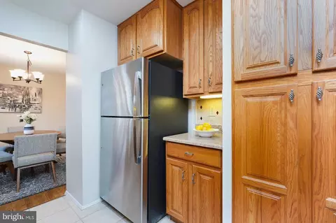 Kitchen - 14316 Piccadilly Rd, Silver Spring, MD 20906 photo 4 of 4