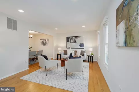 Living - 14316 Piccadilly Rd, Silver Spring, MD 20906 photo 1 of 5