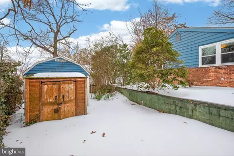Exterior - 8403 Tahona Dr, Silver Spring, MD 20903 photo 7 of 8