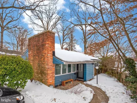 8403 Tahona Dr, Silver Spring, MD 20903