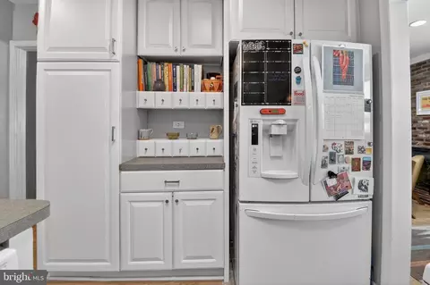 Kitchen - 8403 Tahona Dr, Silver Spring, MD 20903 photo 3 of 3