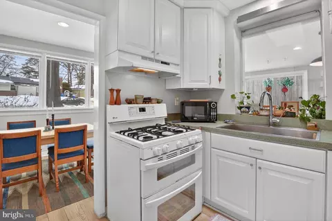 Kitchen - 8403 Tahona Dr, Silver Spring, MD 20903 photo 2 of 3