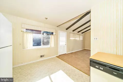 10812 Lombardy Rd, Silver Spring, MD 20901 photo 9