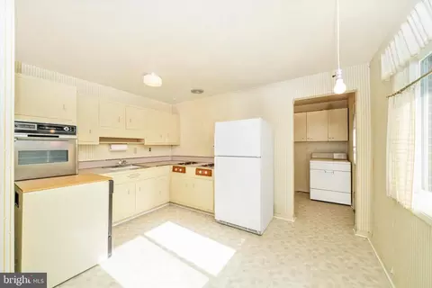 10812 Lombardy Rd, Silver Spring, MD 20901 photo 12