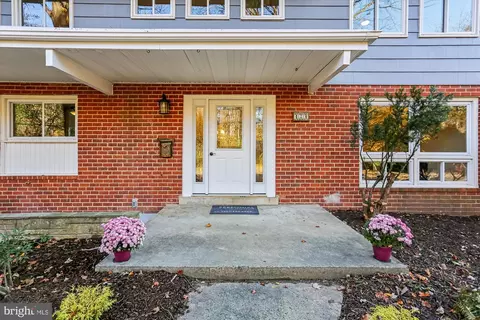 Exterior - 420 Lamberton Dr, Silver Spring, MD 20902 photo 3 of 5