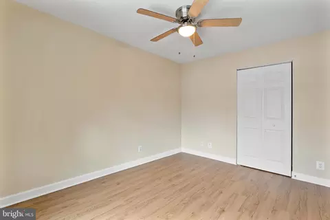 Bedroom - 17425 Hughes Rd, Poolesville, MD 20837 photo 4 of 4