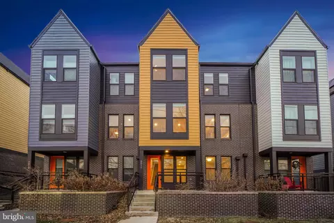 8012 Grove St, Silver Spring, MD 20910