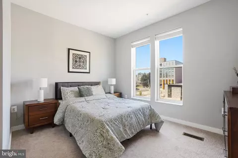Bedroom - 8012 Grove St, Silver Spring, MD 20910 photo 1 of 4