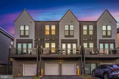 Exterior - 8012 Grove St, Silver Spring, MD 20910 photo 7 of 8