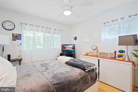 Bedroom - 10832 Margate Rd, Silver Spring, MD 20901 photo 6 of 8